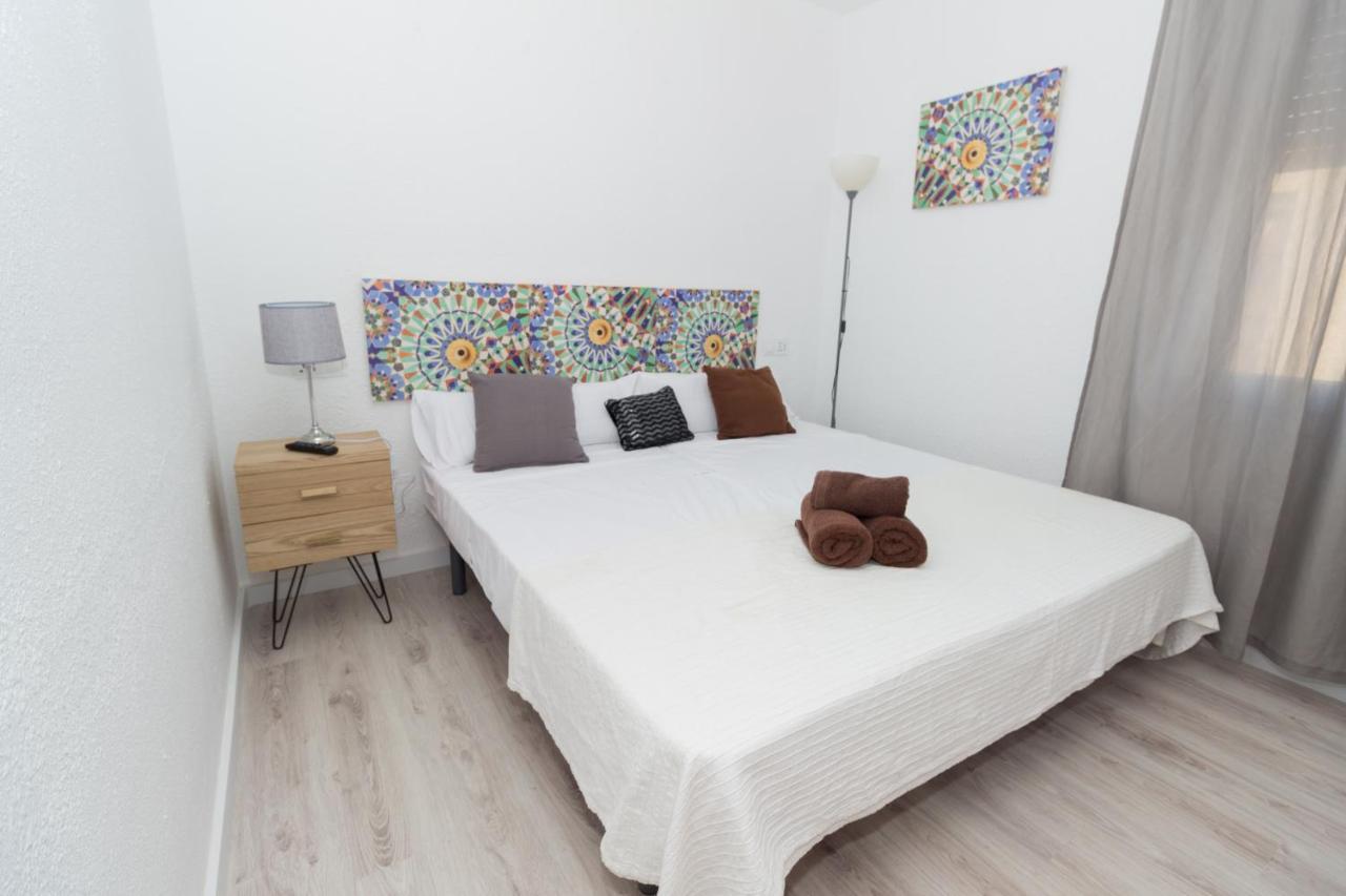 Rooms Tarragona Bagian luar foto