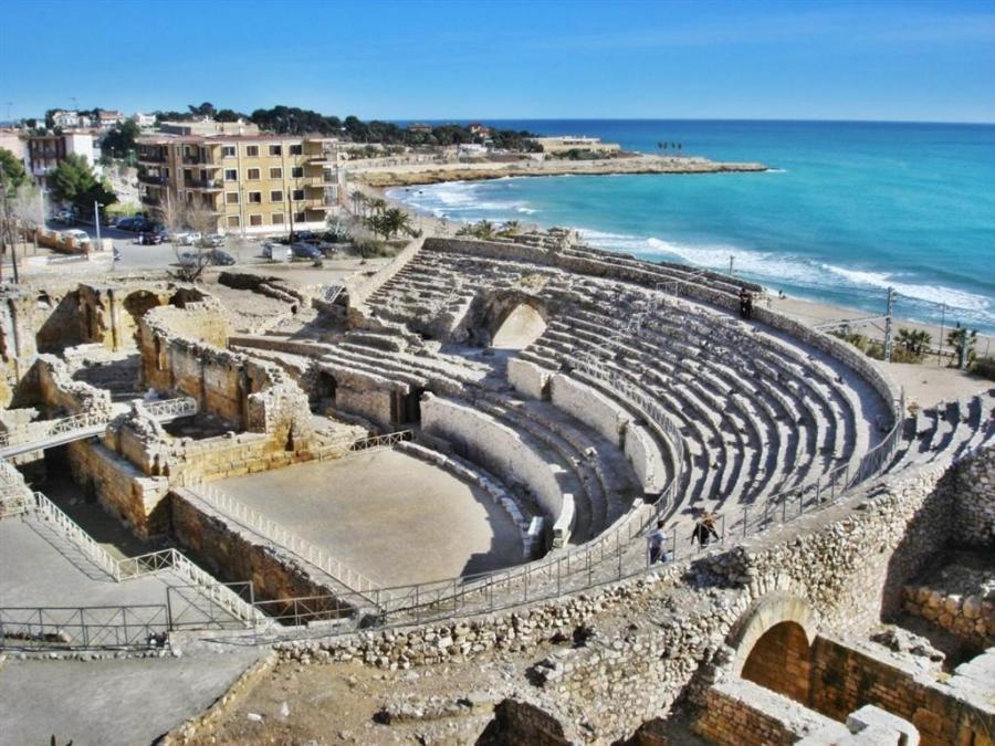 Rooms Tarragona Bagian luar foto