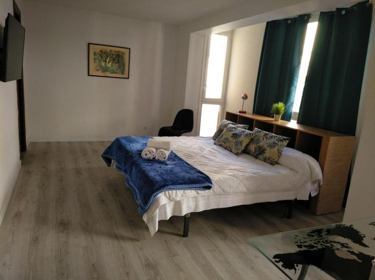 Rooms Tarragona Bagian luar foto